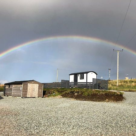 הוילה Lonmore The Shepherds Hut מראה חיצוני תמונה
