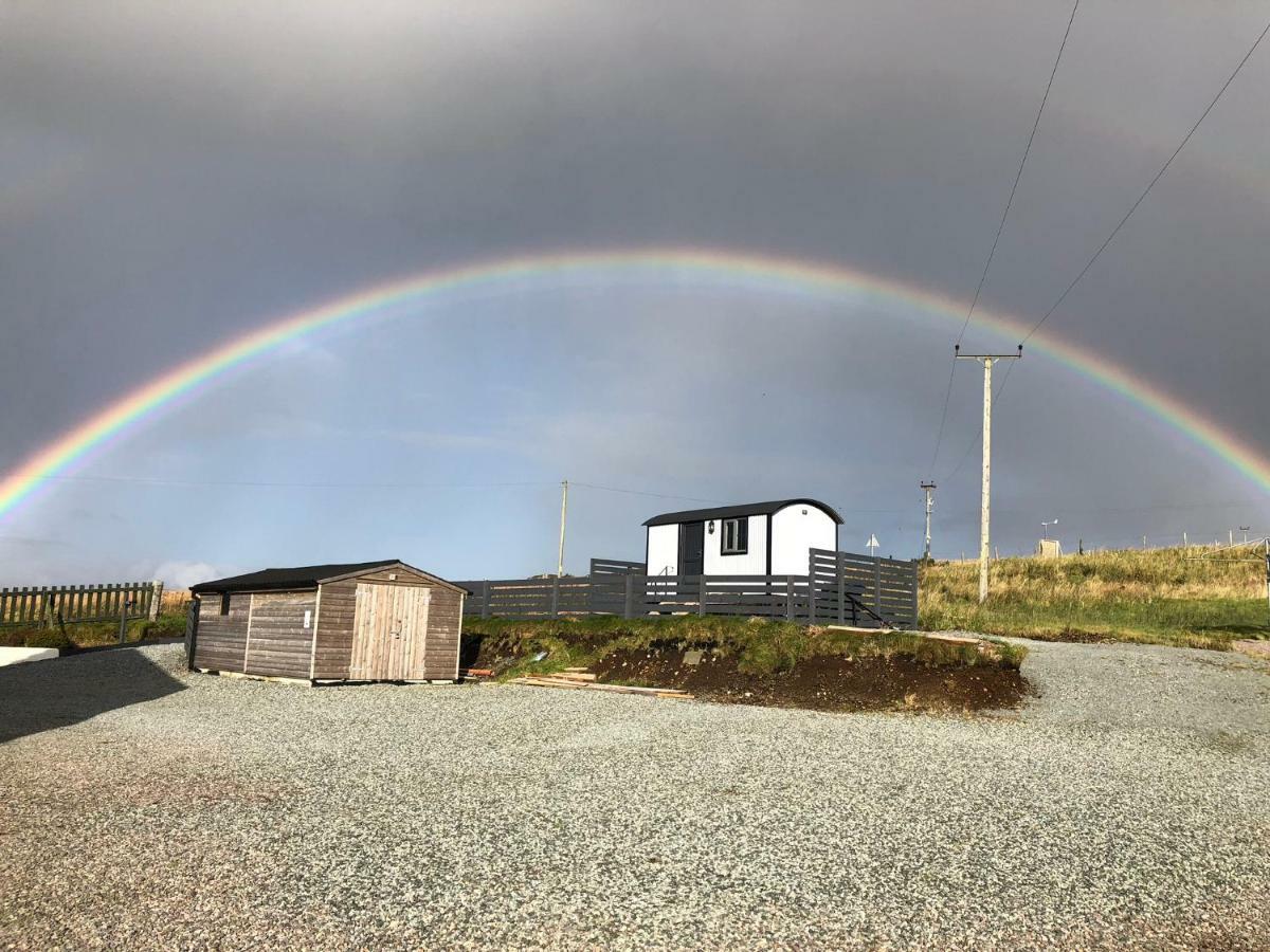 הוילה Lonmore The Shepherds Hut מראה חיצוני תמונה